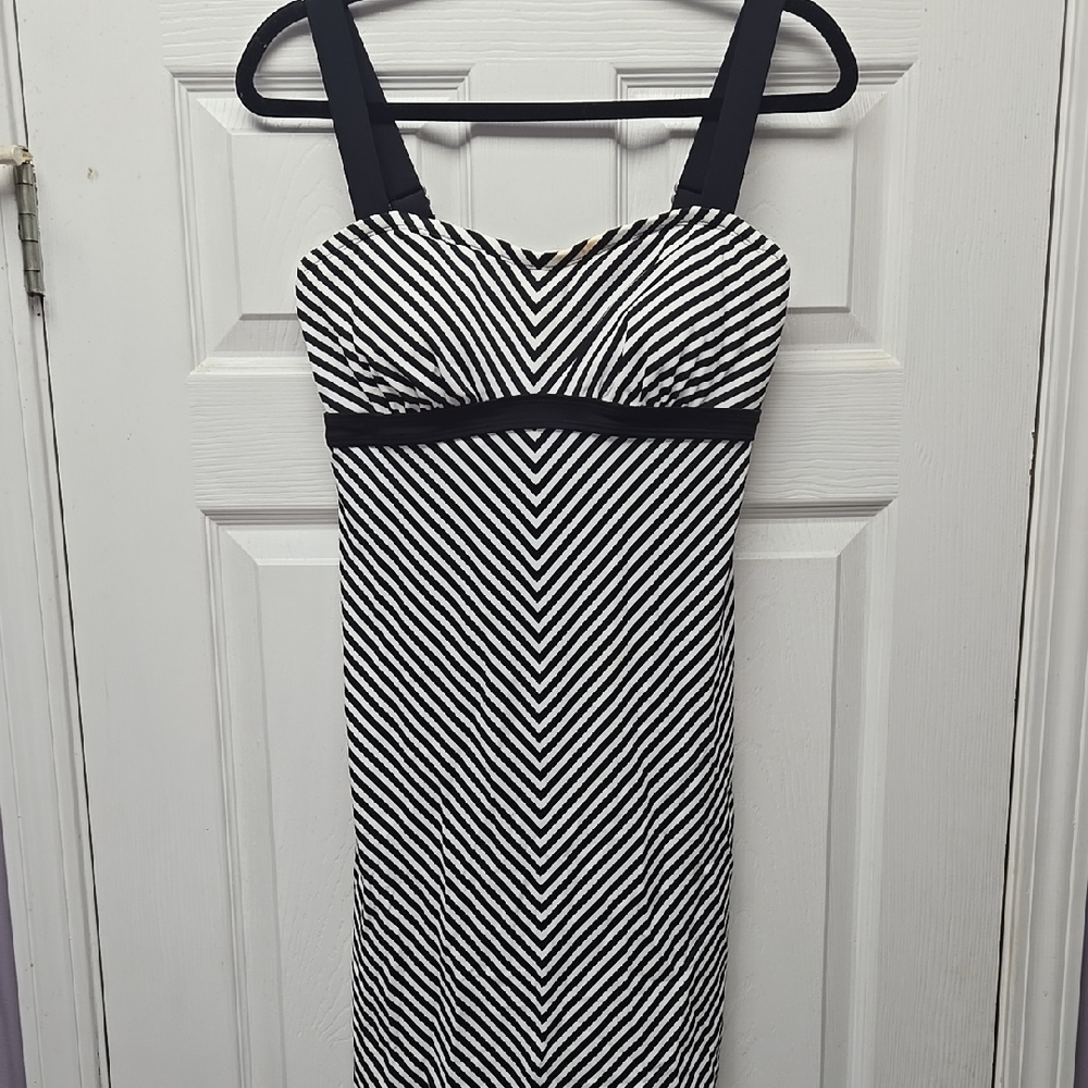 Athleta Black and White Strapless Sheath Swim